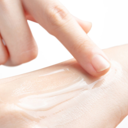 Why Retinol Capsules Deliver Better Results Than Traditional Serums