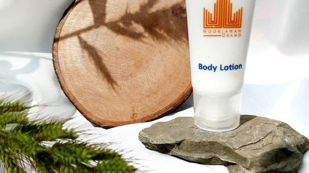 Self-Tanning Products OEM: DHA Load and Colour Development