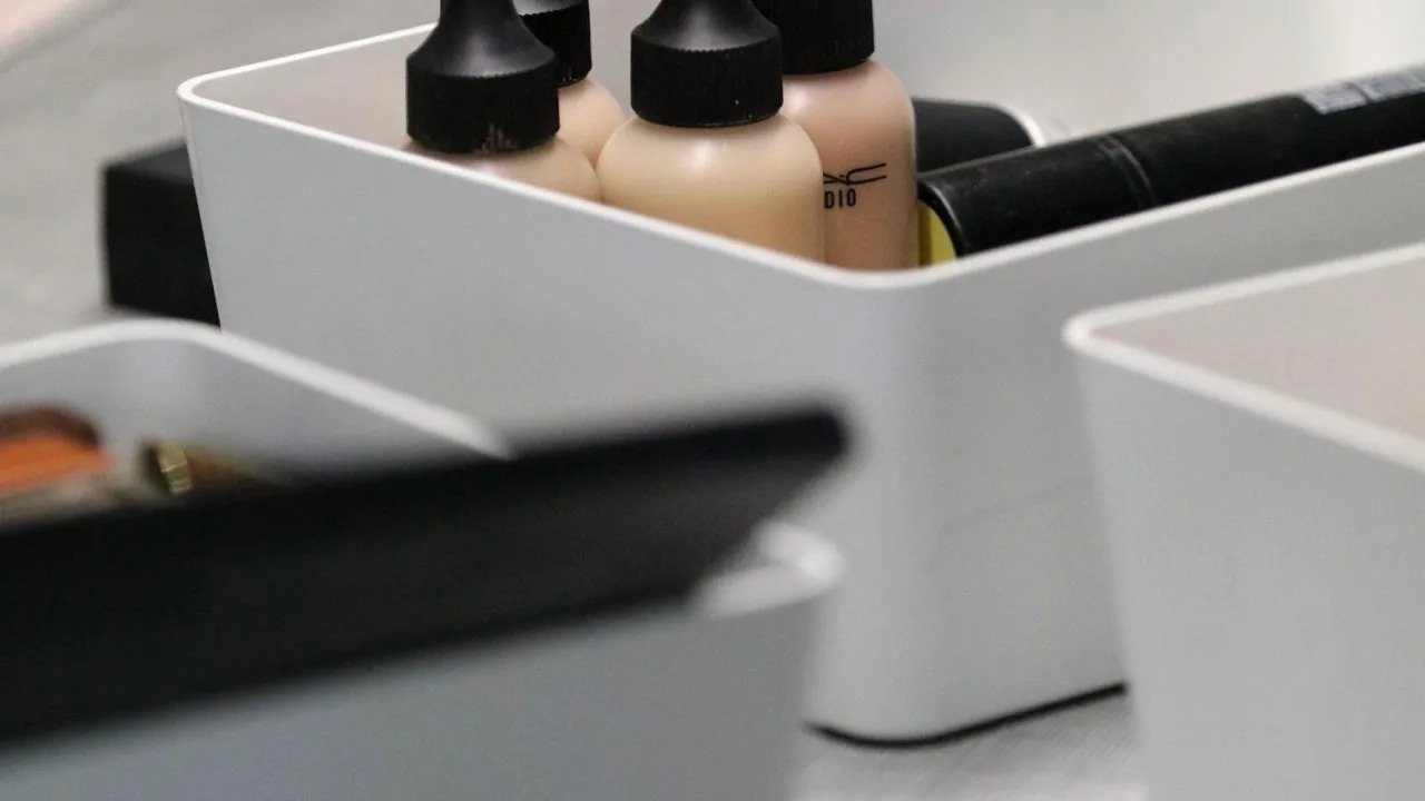 Colour Corrector and Camouflage Makeup OEM: Shades аnd Texture