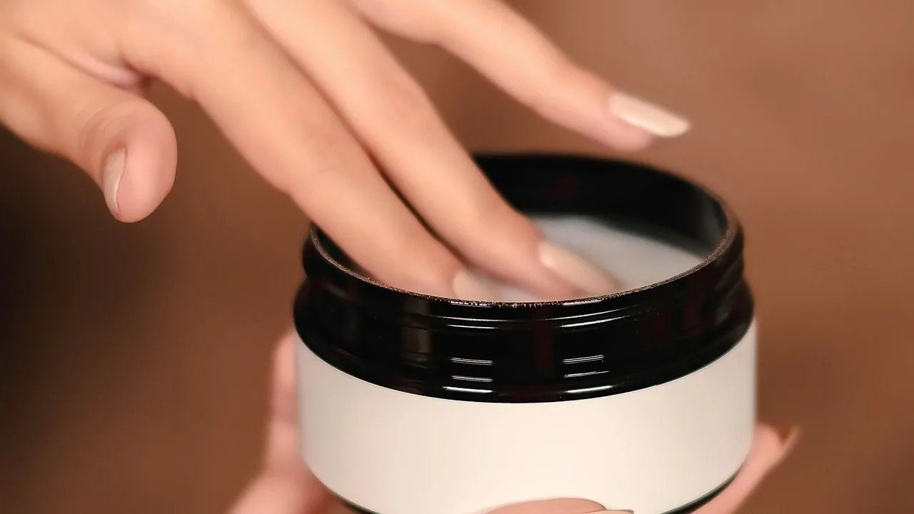 Bottle and Jar Decoration: Frosting, Coating аnd Printing Options