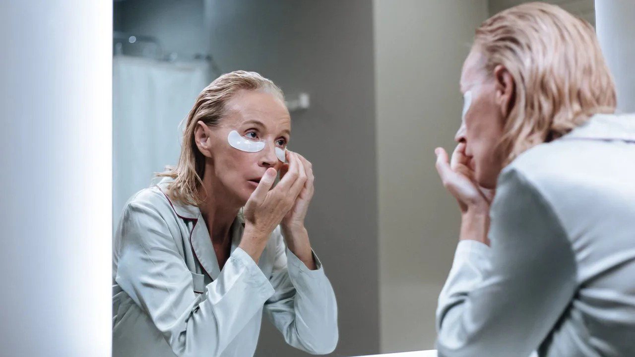 Dark Circle Wording and the Compliance Line in Eye Care