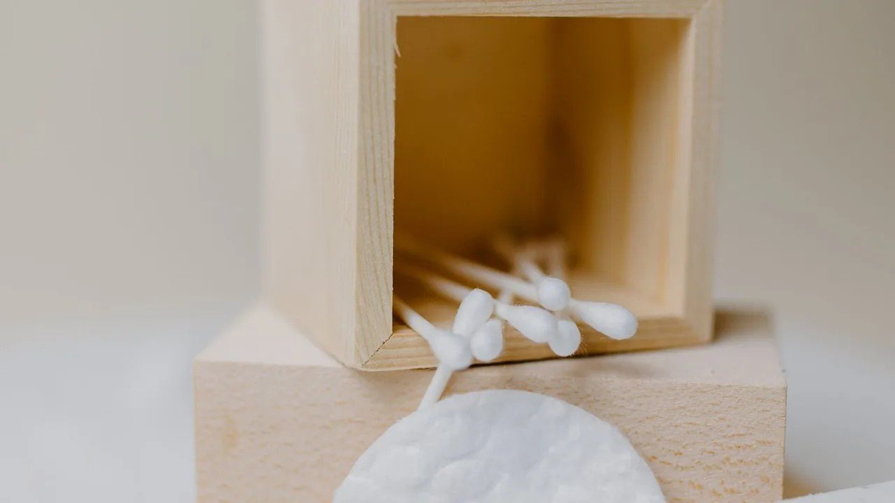 Cleansing Balm Packaging: Spatulas, Jars and Tubes