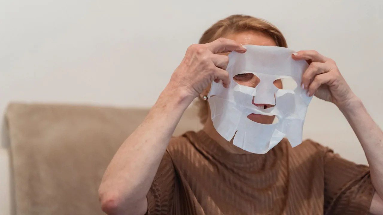 Charcoal and Detox Wording for Mask Products