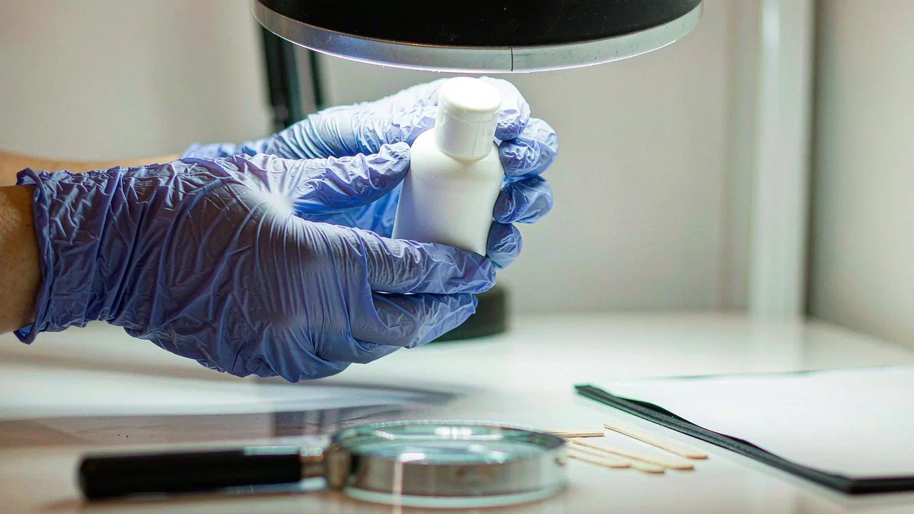 Handling Cosmetic Complaints and Adverse Events: A Brand Process Guide